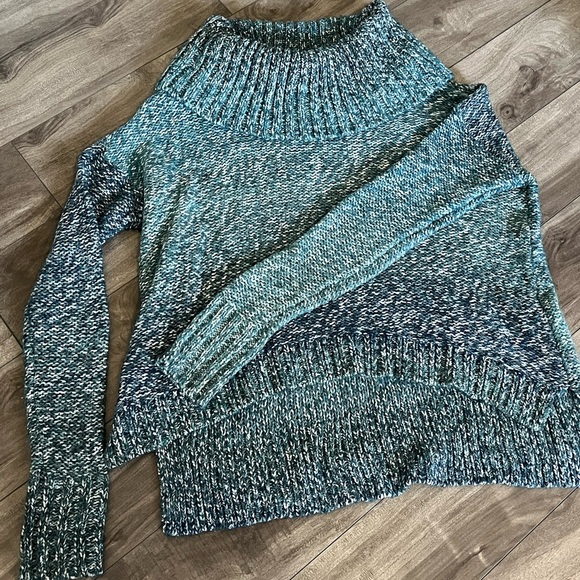 American Eagle teal/blue high neck knit sweater - Picture 1 of 3